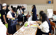関西本部:帝塚山学院高等学校「創究講座」 学院祭に出店